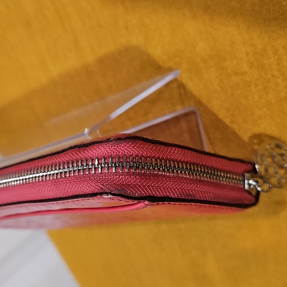 Coach Long Zip Around Wallet In Salmon Pink Patent Leather GUC - Picture 6 of 13